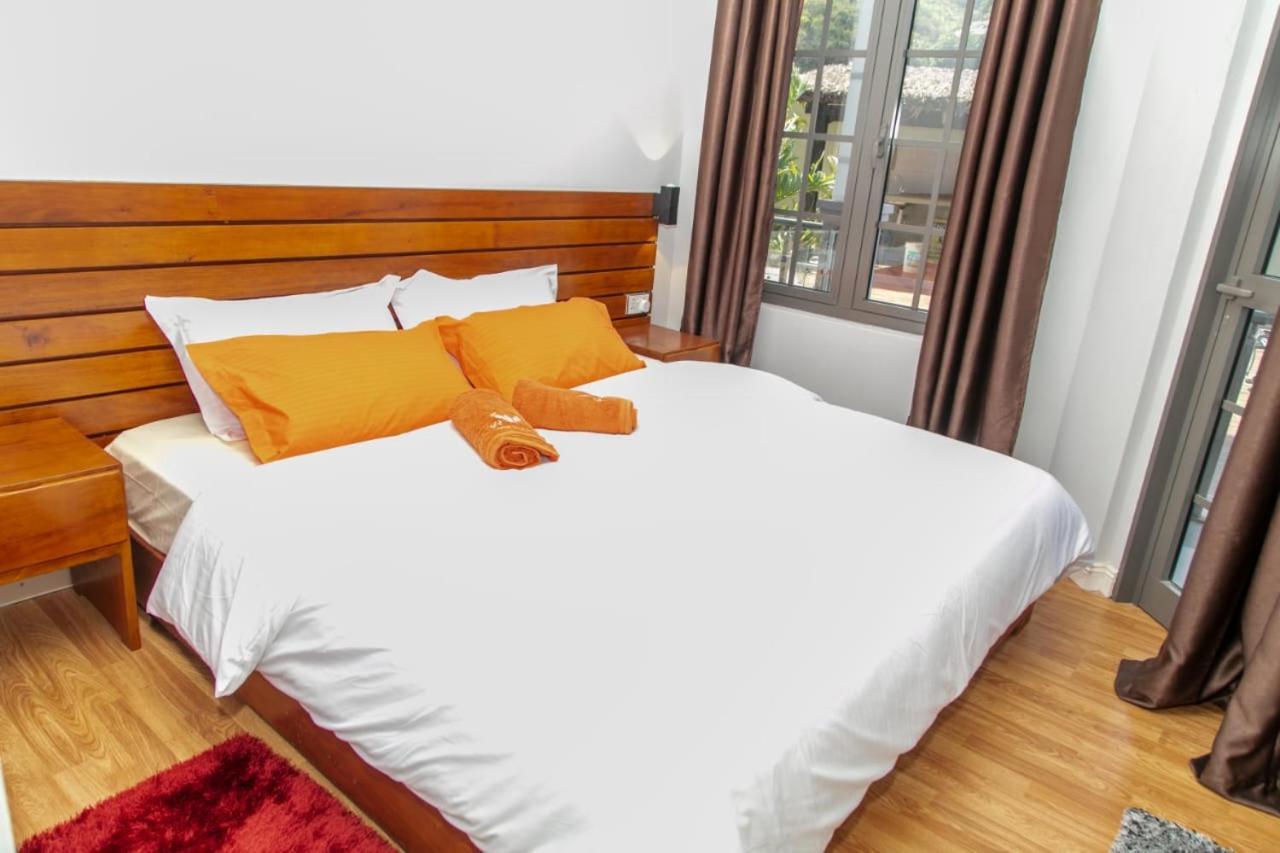 Aparthotel Phoenix Victoria